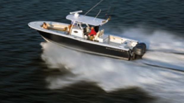 Kelmith Lopez has sea-trialed the Southport 33 FE (shown here) and several other center consoles as part of his boat-buying research.