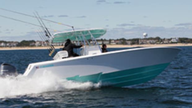 Stepped hulls (like the one on this Contender 30 ST) deliver improved performance and efficiency, but they're not the best choice for everyone.
