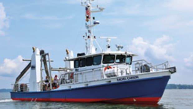 The University of Maryland Center for Environmental Science supplied the researsh vessel Rachel Carson to conduct anchor tests.