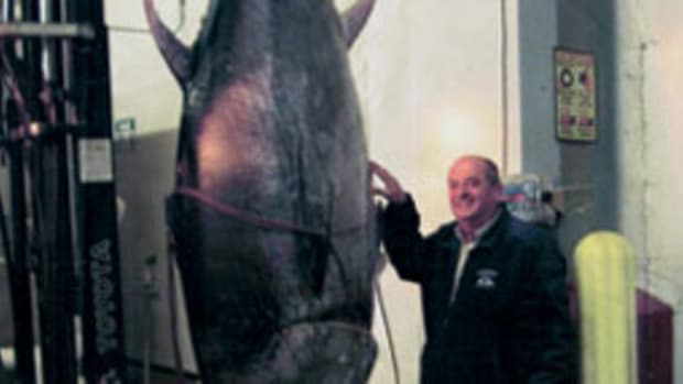 Carlos Rafael lost a big payout when the 881-pound tuna was deemed an illegal catch.