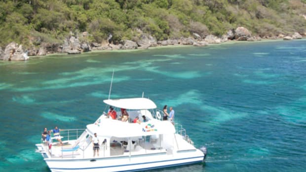 Resorts buy Aventura catamarans to take guests on excursions such as snorkeling, scuba diving or just taking in the scenery.