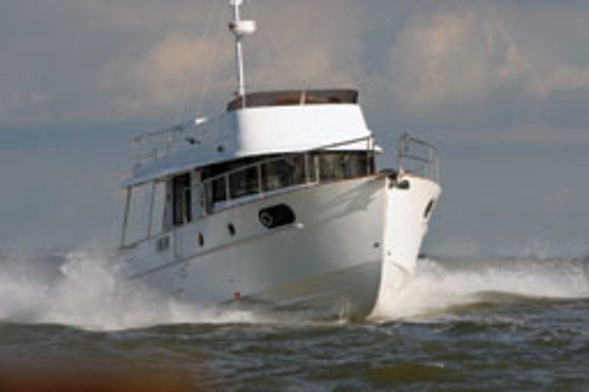 The Swift Trawler 44 replaces the 42.