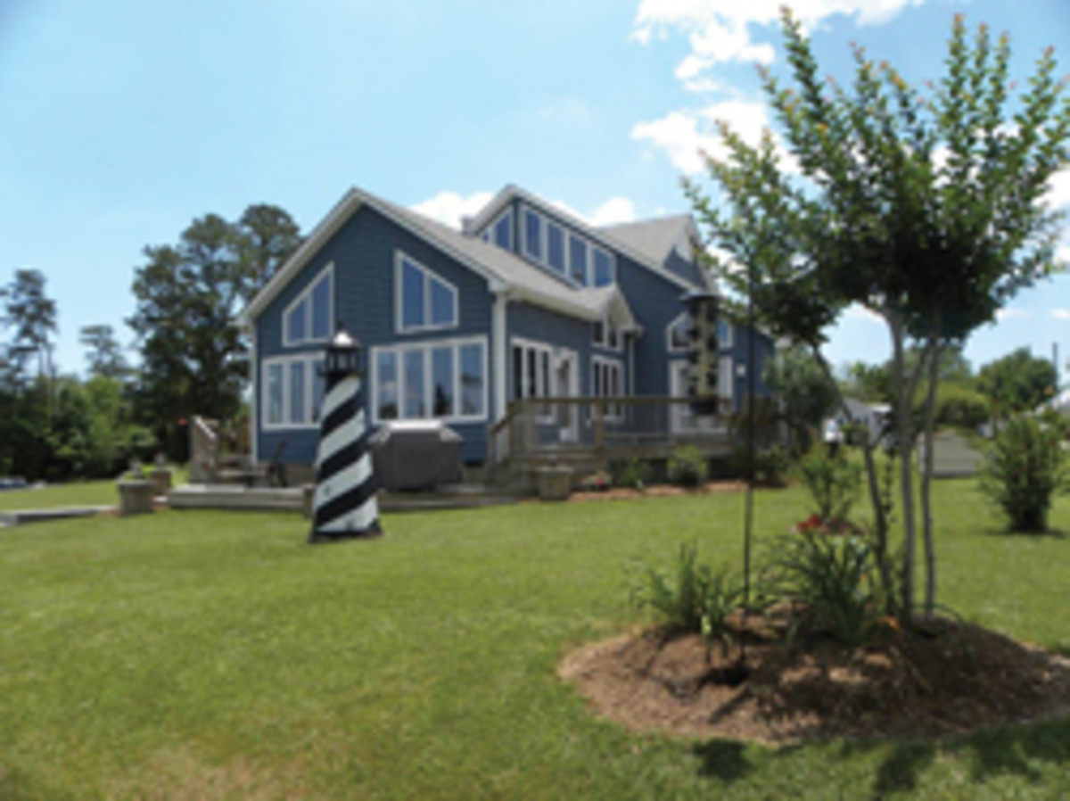 The home on Jackson Creek is just five minutes from Chesapeake Bay. With ample windows, it’s de-signed to provide water views and let natural light pour in. Water depth at the dock is 5 feet at mean low water.