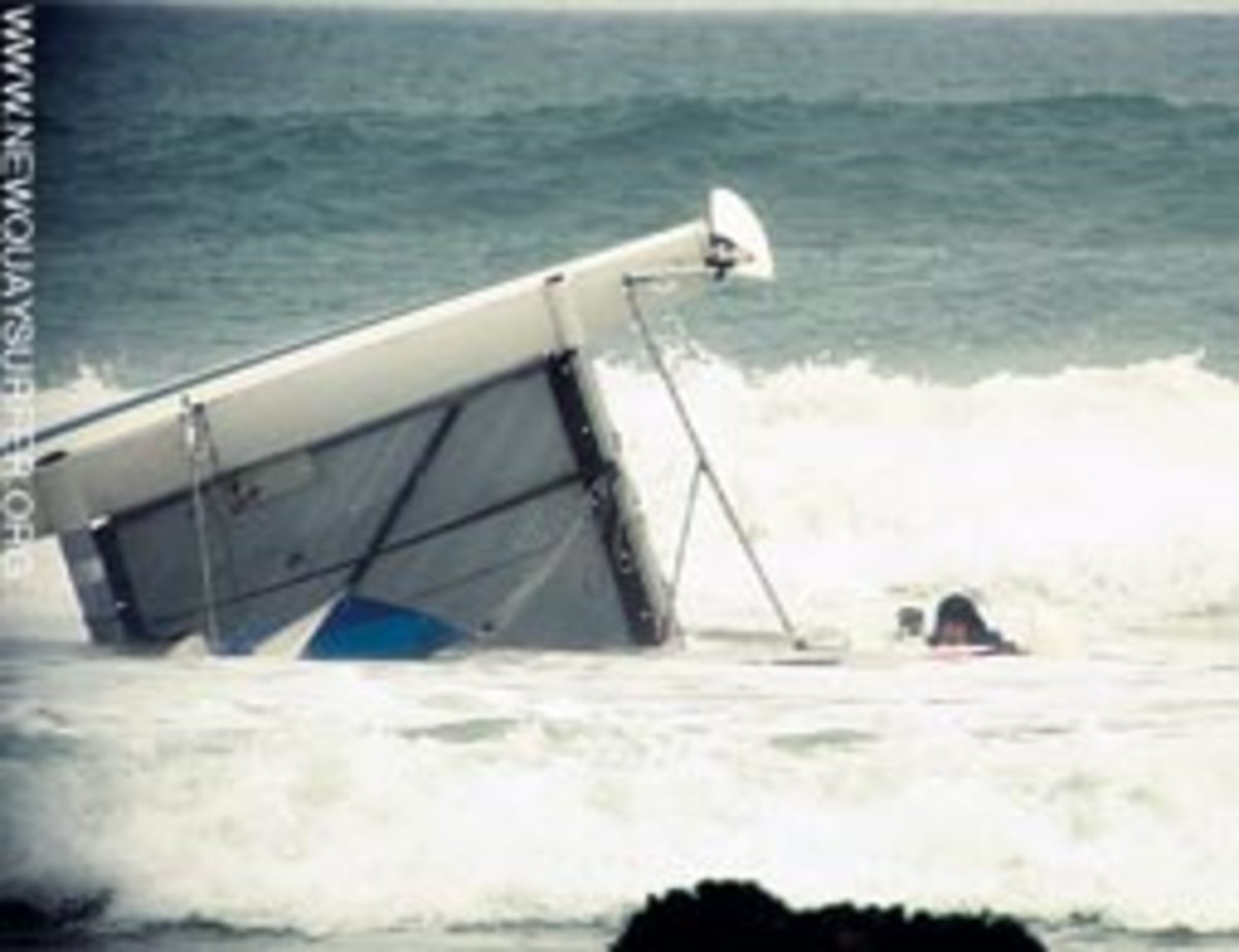 Crawley's Dart broke up after he capsized riding a Cribbar wave a little too long and too close to shore.