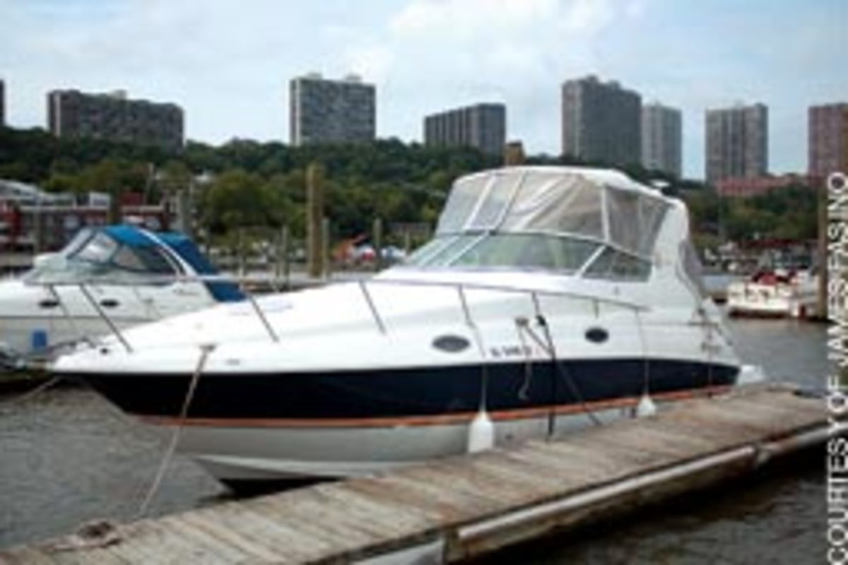 A shakedown cruise aboard Escape, a 28-foot express cruiser, helped the author reconnect with his older brother, Bob.