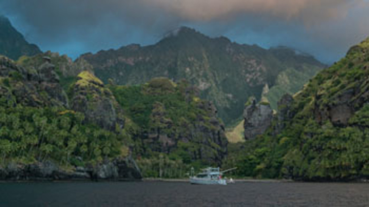 The Dashews have visted Hana Vave Bay on Fatu Hiva three times and find it the most beautiful bay in the world.
