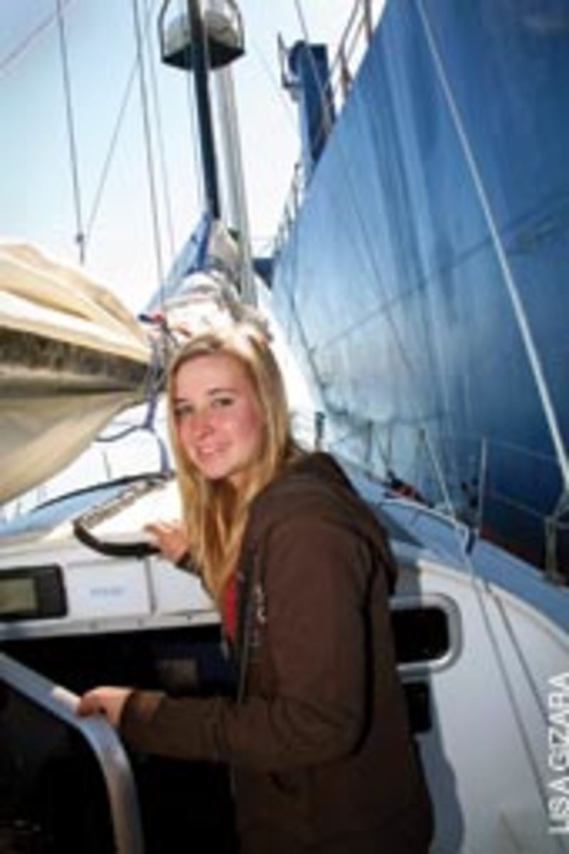 Of the four teenagers who set off to become the youngest to sail solo around the world, 16-year-old Abby Sunderland was the only one to fail, but she made the biggest headlines in the process.