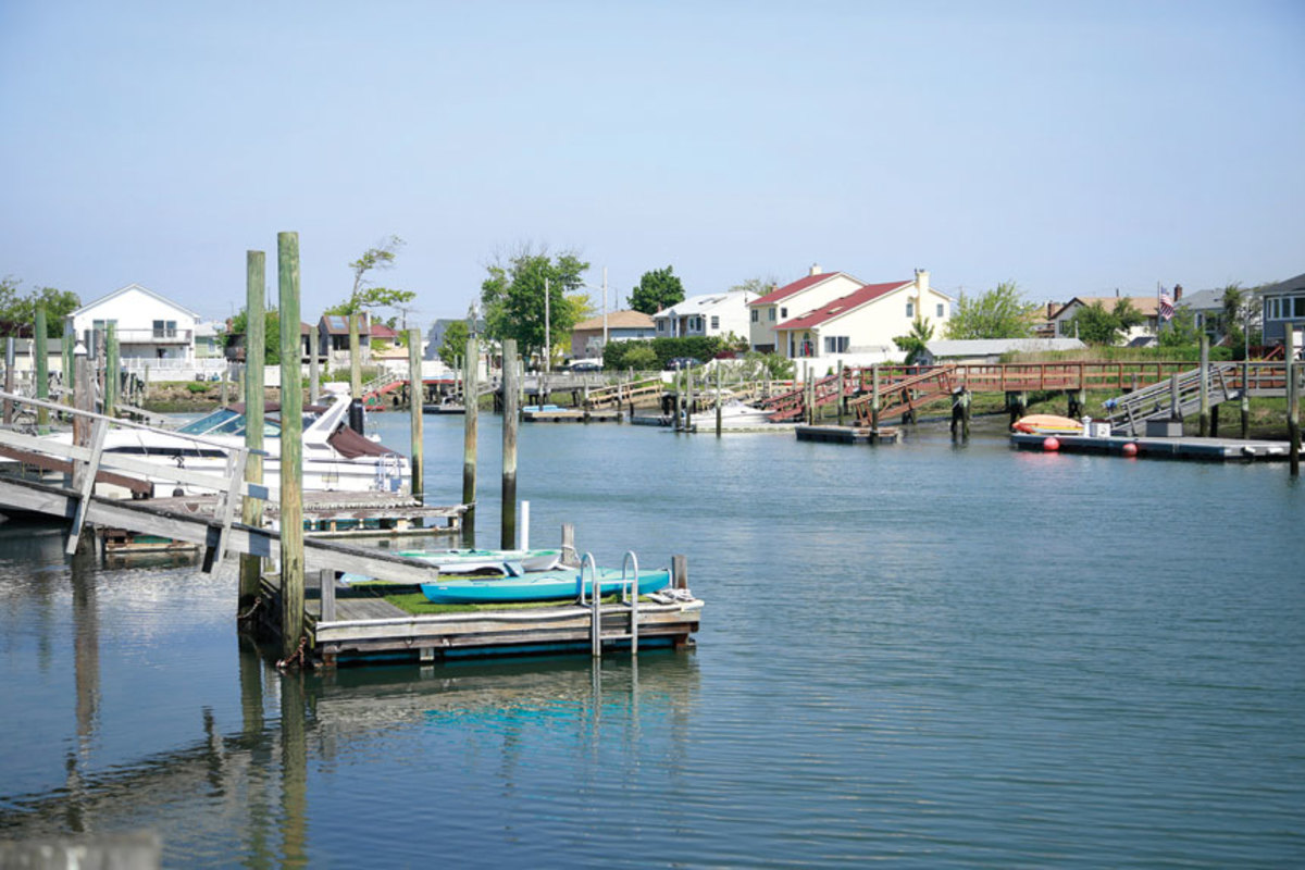 Backyard boat slips like these in the town of 
Hempstead, New York, became entwined in a dispute between homeowners and a town councilman.