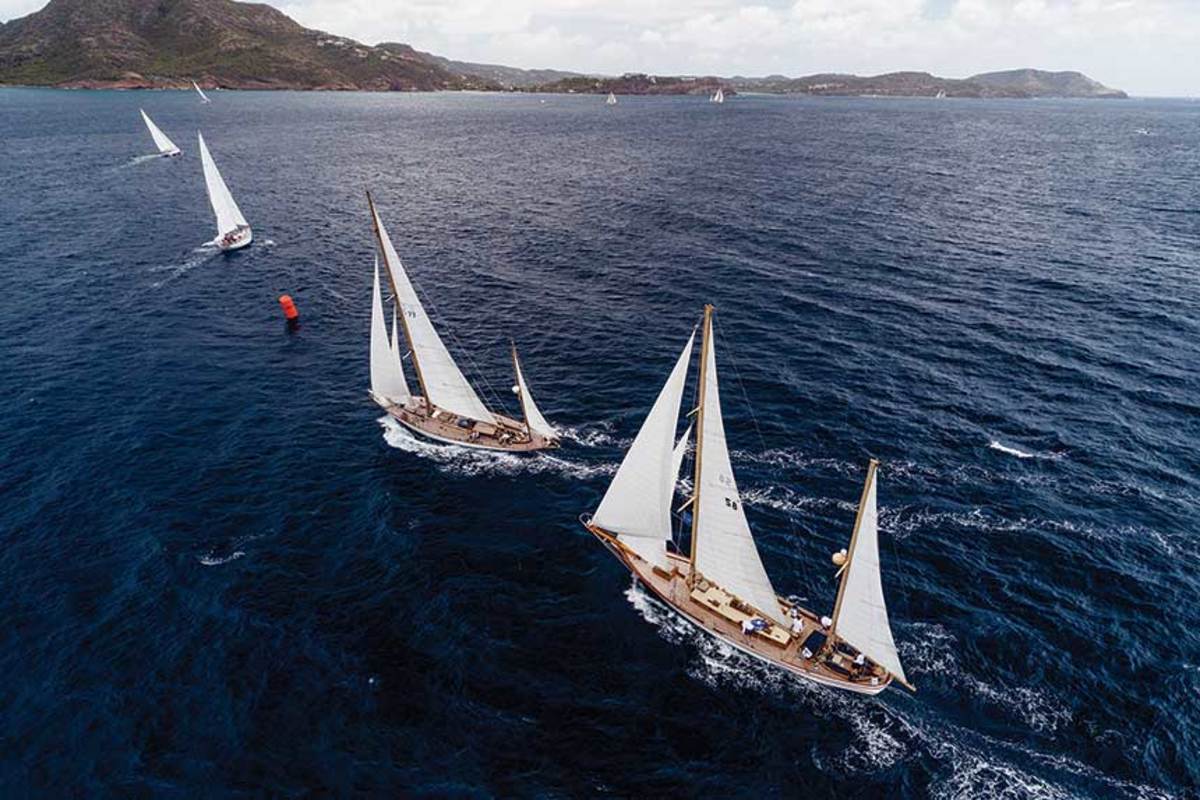  Arrluuk of 
Jamestown, Rhode Island (foreground), races around the marks off Antigua.