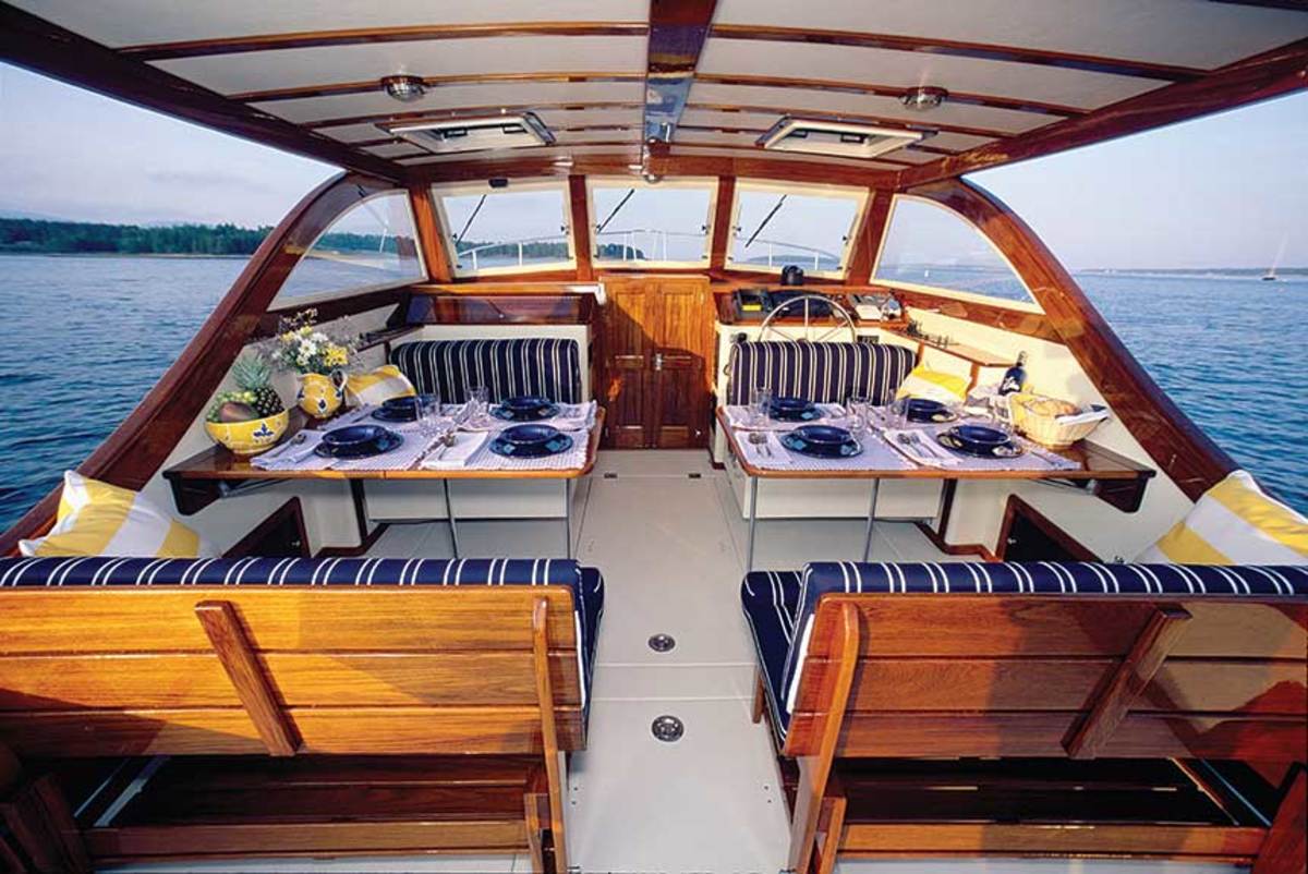 In Maine, you can charter in style aboard an Ellis Boat Charters Ellis 36.