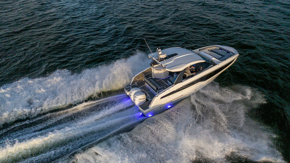 The Galeon 325 GTO is the Polish builder’s first outboard-powered model, aimed squarely at the competitive North American day boat market.