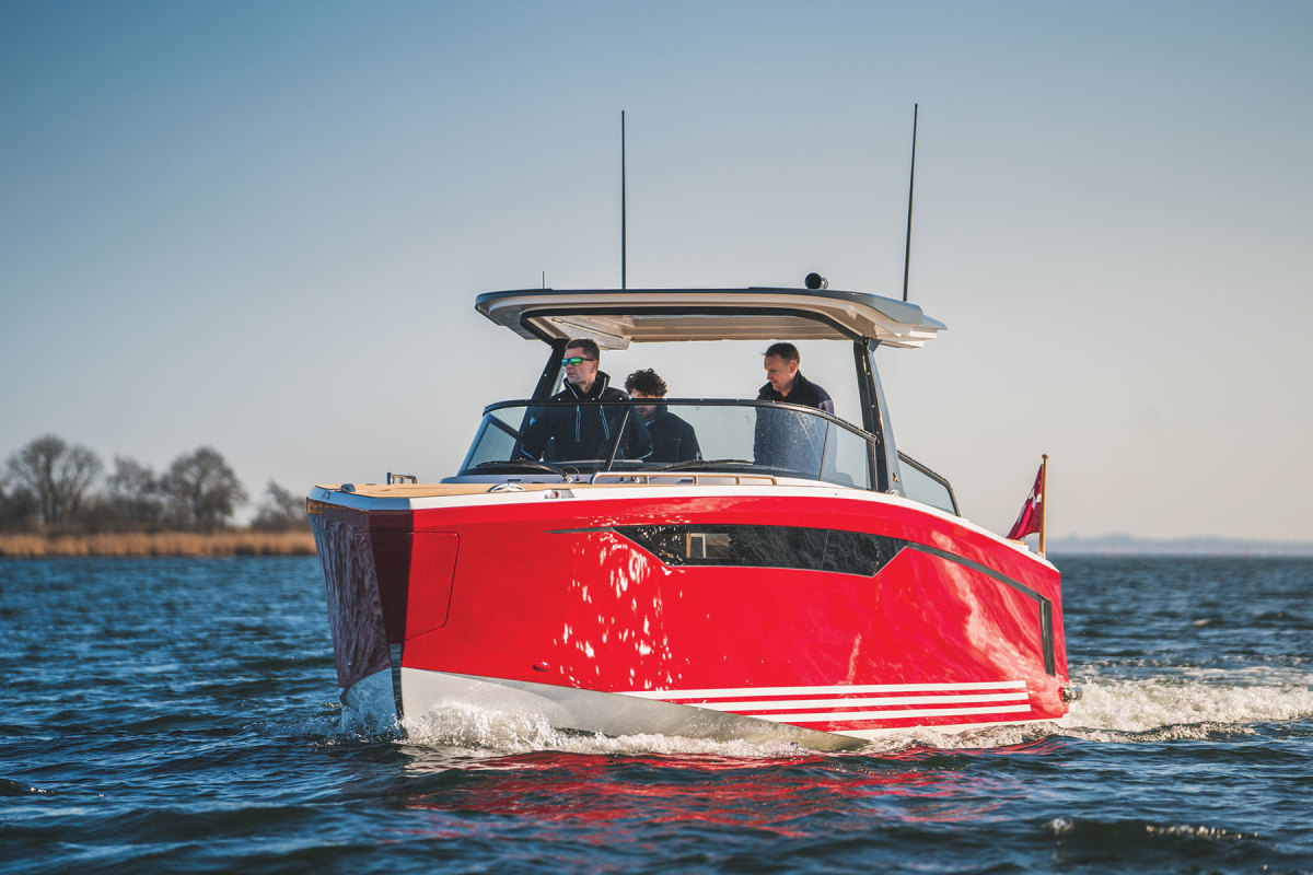 For its first powerboat design, X-Yachts used the patented, proven hull technology from Sweden’s Petestep.