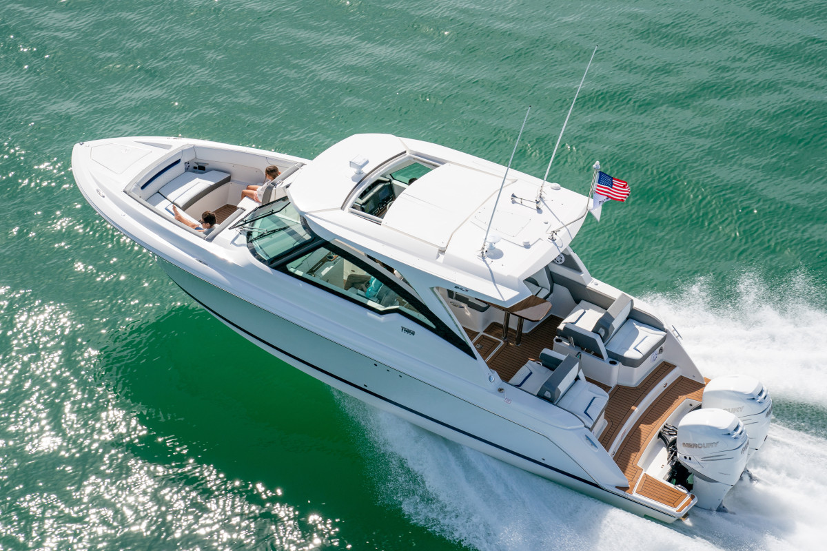 Michael Bonacorso says owning the outboard-powered Tiara Sport 34 LX is “like winning the lottery.”